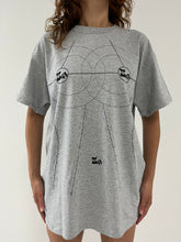 Load image into Gallery viewer, HULFE x Cindy de Perky (grey) T
